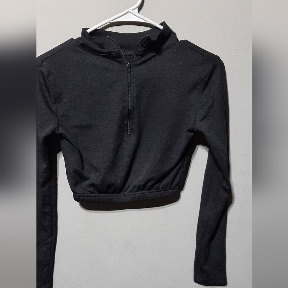 GTM cropped compression long sleeve